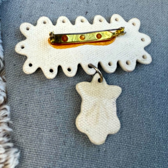 Vintage Artisan Clay Cherry Brooch with Saying Handmade Cottagecore - Picture 5 of 5